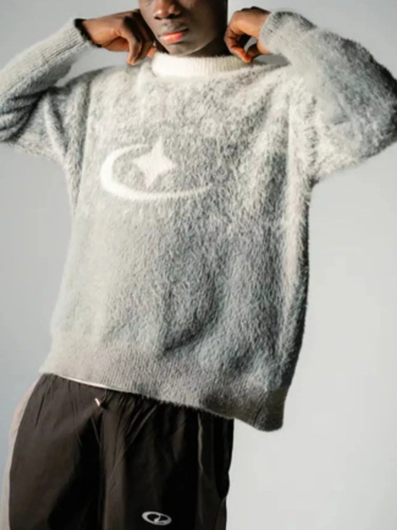 Men's Round Neck Long Sleeve Sweater